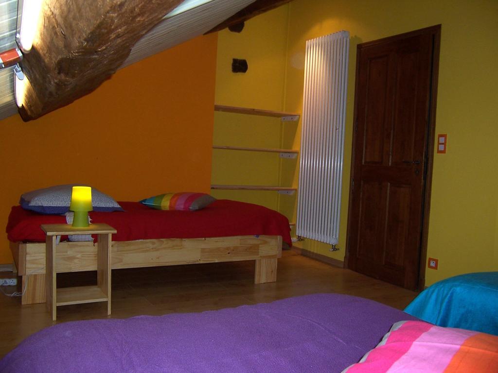 La Maison De Marie-Claire Doncourt-sur-Meuse Zimmer foto