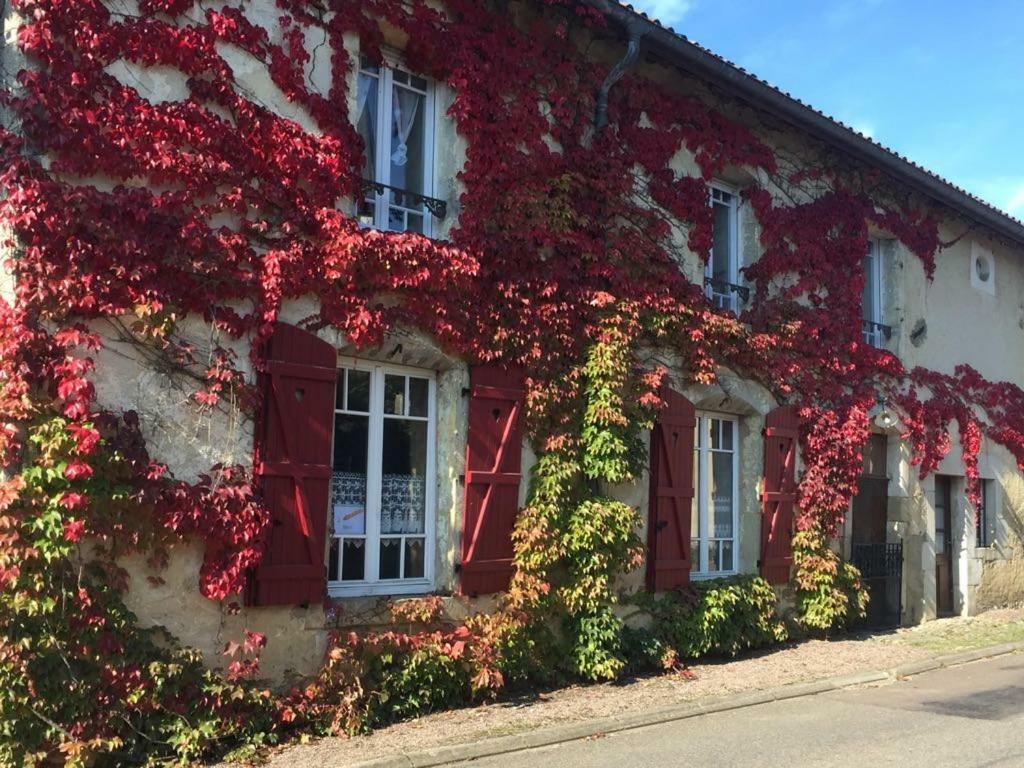 La Maison De Marie-Claire Doncourt-sur-Meuse Exterior foto